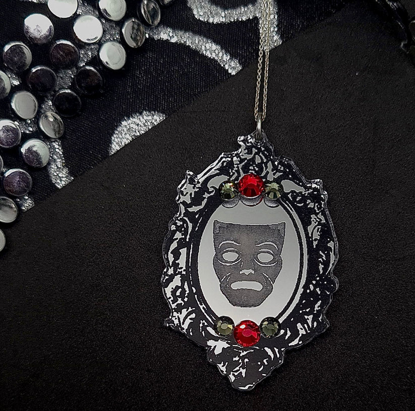 Magic Mirror / Poison Apple - Pendant