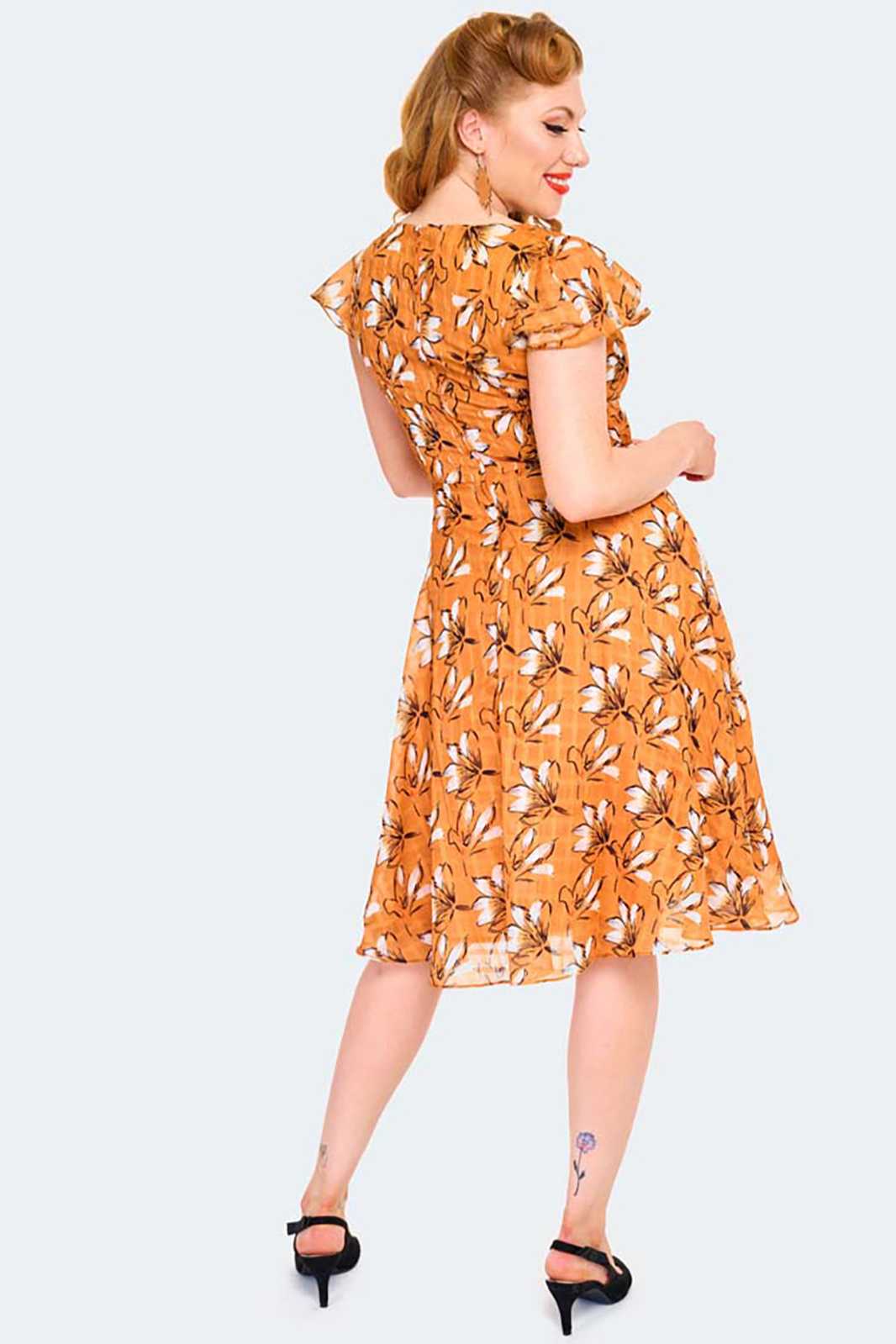 Curve Short Sleeve Floral Dress