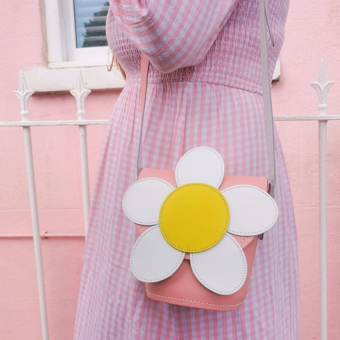 Handmade Leather Daisy Barrel Bag - Pastel Pink